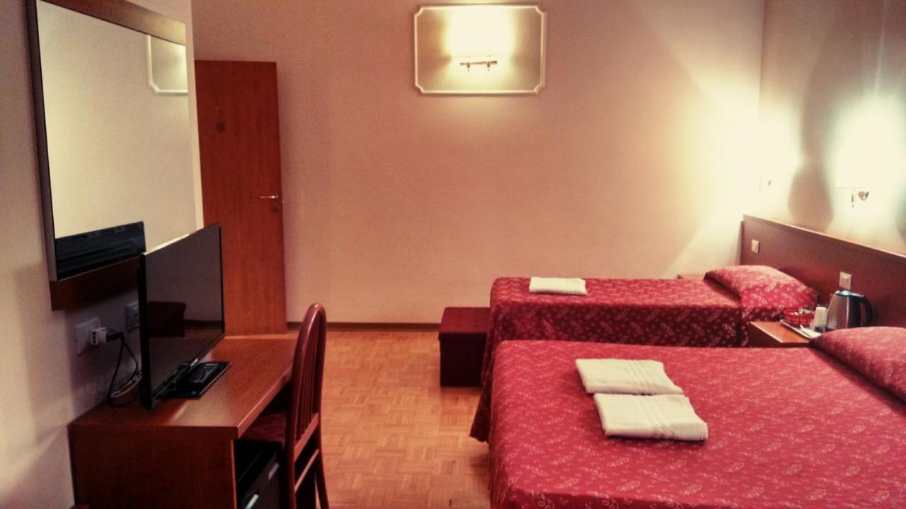A Casa di Mei Rome Bagian luar foto