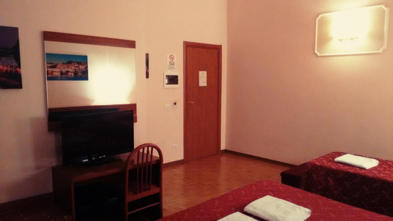 A Casa di Mei Rome Bagian luar foto